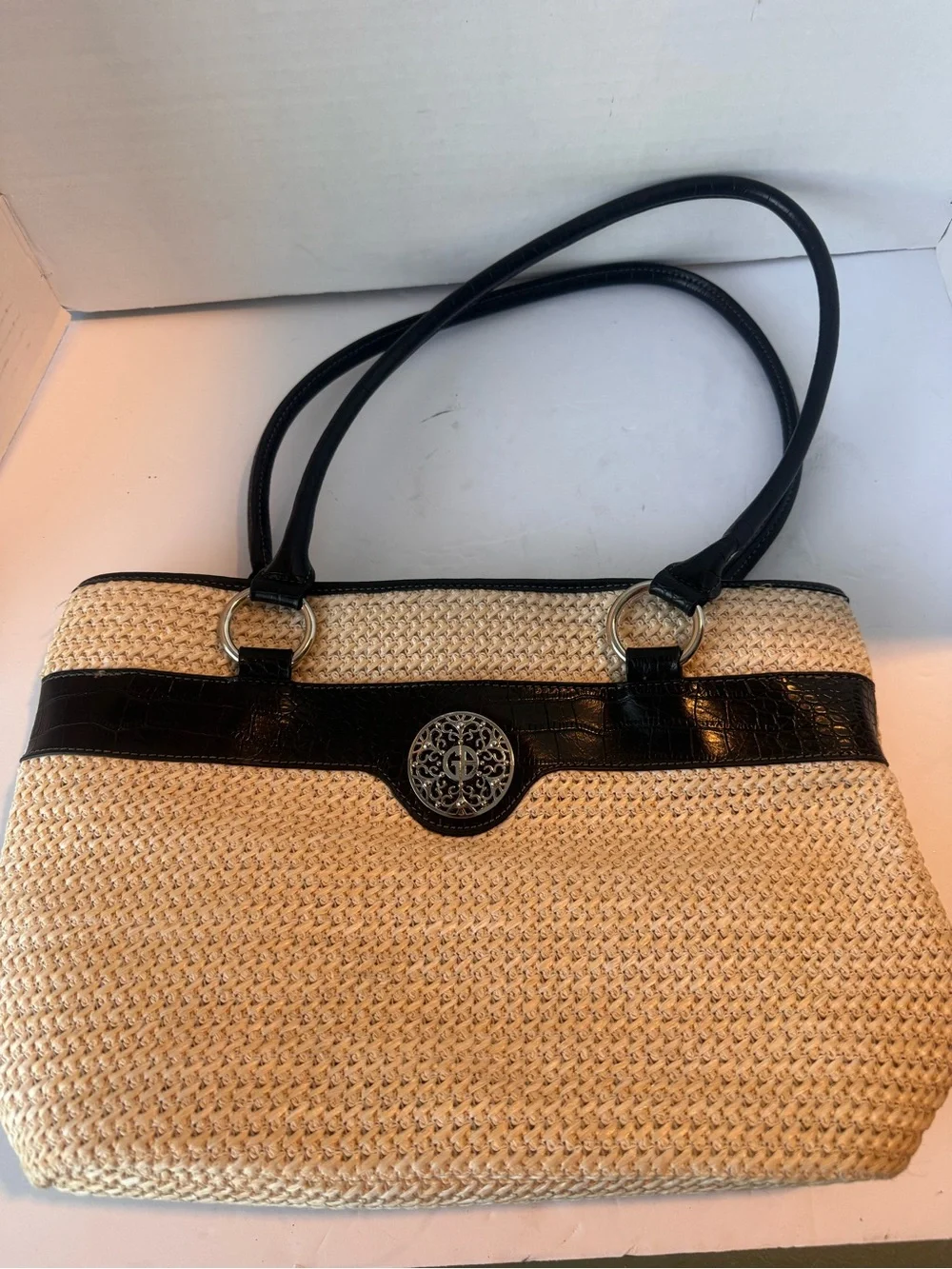 Giani Bernini Woven Straw Shoulder Tote Bag Black Croc Trim Silver GB Medallion
